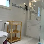 Apartment T2 50m² Vue Presqu'il De Giens. Rc Hyeres