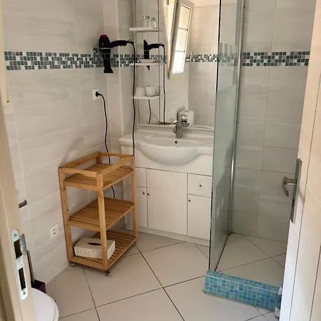 T2 50m² Vue Presqu'il De Giens. Rc Hyeres